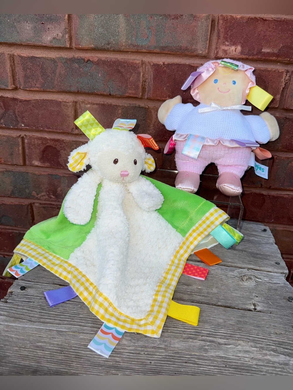 Mary Meyer TAGGIES Baby Sherbert Lamb & Waffle Weave Doll lovey blanket sensory
